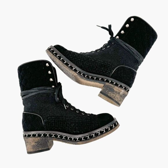 Chanel Tweed Combat Boots EU 37 US 6-6.5 Black CC Chain Quilted Lace Up Ankle - Picture 8 of 11